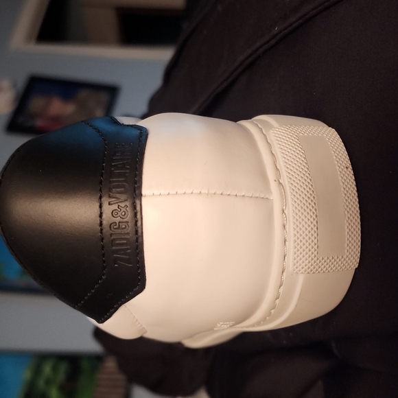 Zadig & Voltaire White W Blackheel Sneaker w Red Embrodered Heart Brand Spellout - Picture 3 of 4